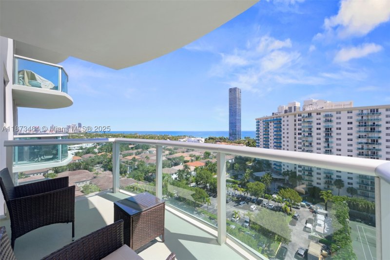 Comprar apartamento no Ocean View 1414