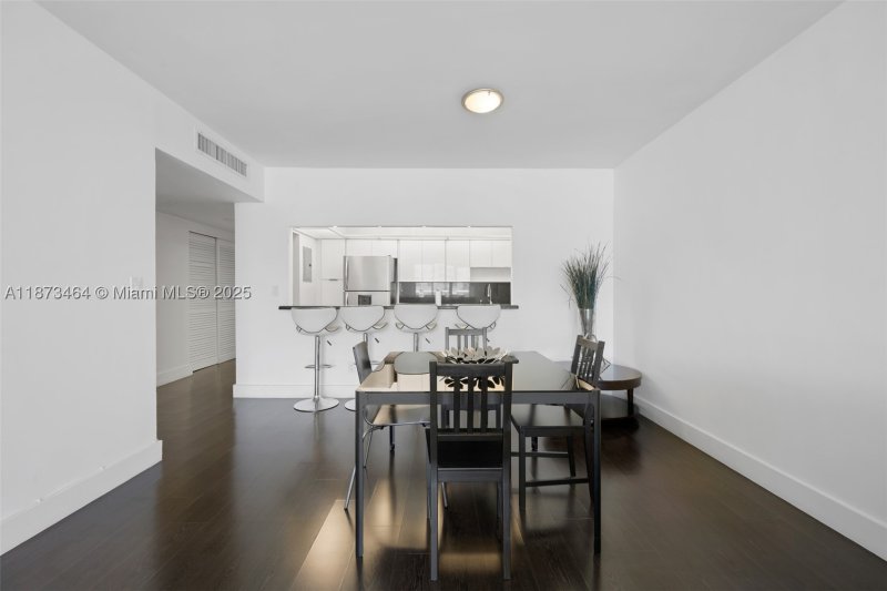 Comprar apartamento no Ocean View 1414