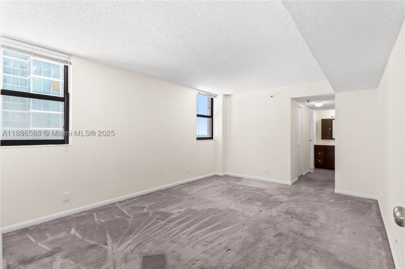 Condo for sale at Oceanfront Plaza 608