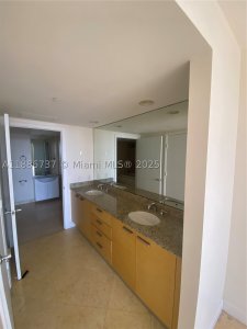 Comprar apartamento en Beach Club Three 2909