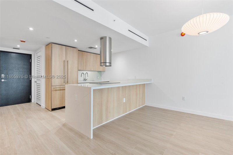 Comprar apartamento en Alana Bay Harbor Island 402