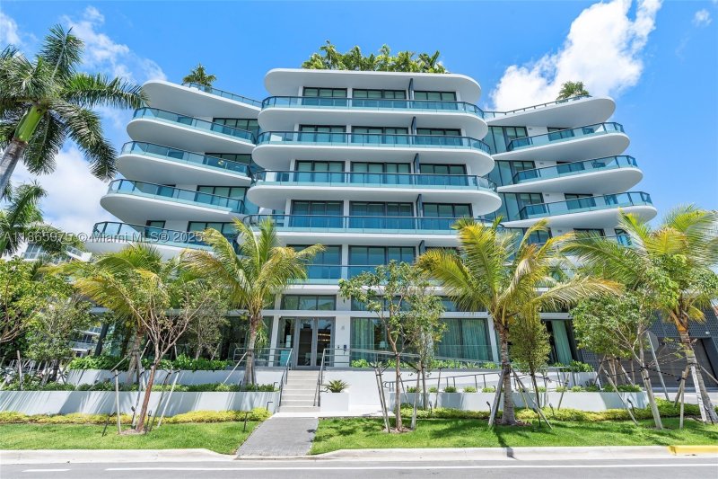 Comprar apartamento en Alana Bay Harbor Island 402