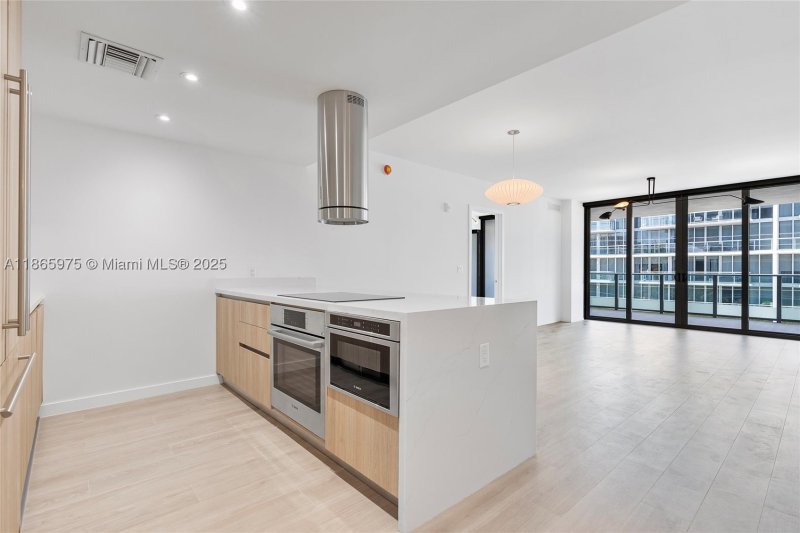 Comprar apartamento en Alana Bay Harbor Island 402