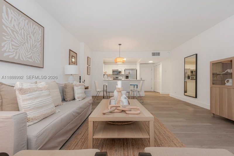 Alquiler de apartamento en Roney Palace 333