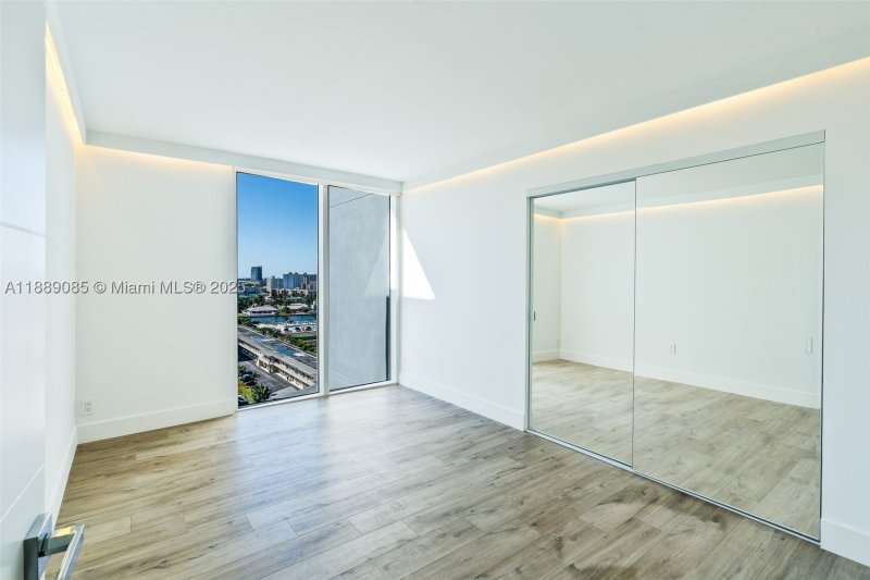 Condo for sale at Parker Plaza Estates 1127