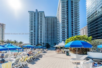 Parker Plaza Estates Apt #1127