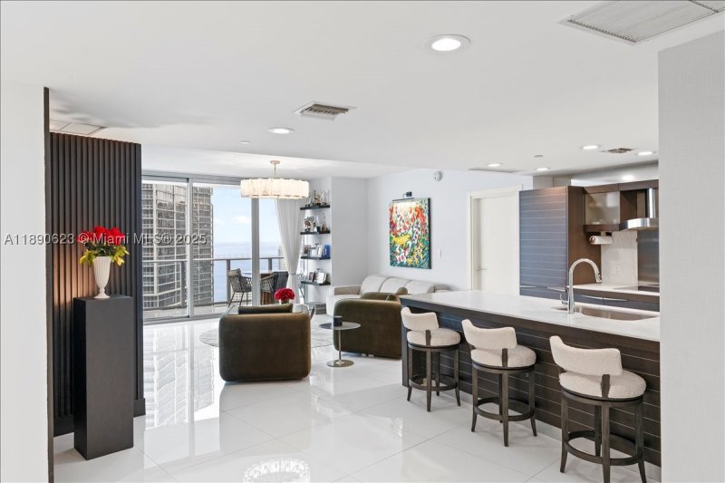 Comprar apartamento no Epic Miami 3608