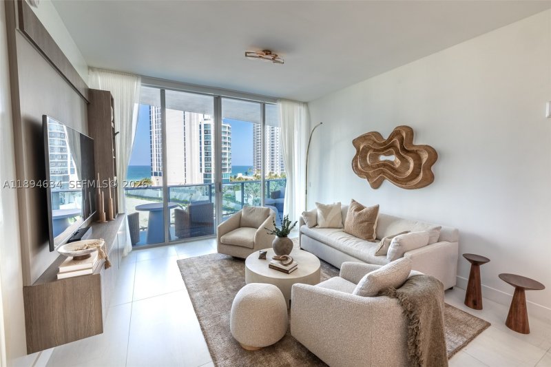 Alquiler de apartamento en Aurora 703
