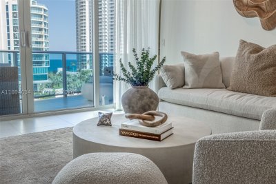 Alquiler de apartamento en Aurora 703