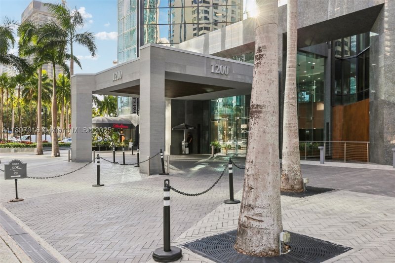 Comprar apartamento no The Club At Brickell Bay 520A-D