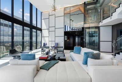 Comprar apartamento no Porsche Design Tower PH-1