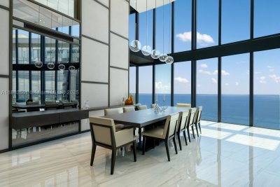 Comprar apartamento no Porsche Design Tower PH-1