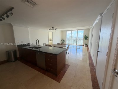 Comprar apartamento no 50 Biscayne 5211