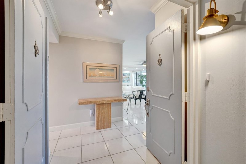 Condo for sale at The Corinthian 12c
