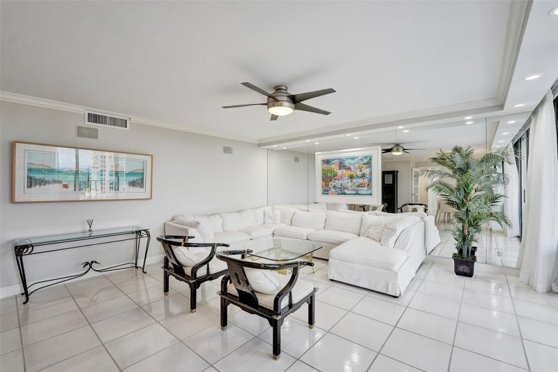 Condo for sale at The Corinthian 12c