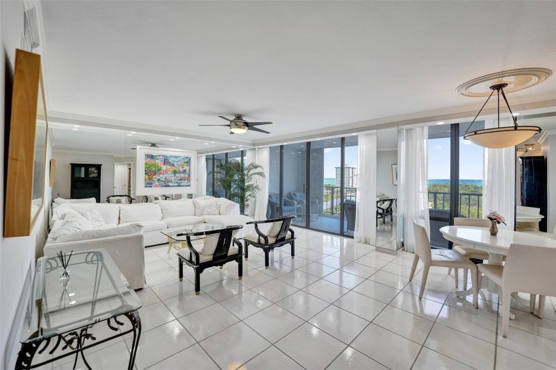 Condo for sale at The Corinthian 12c