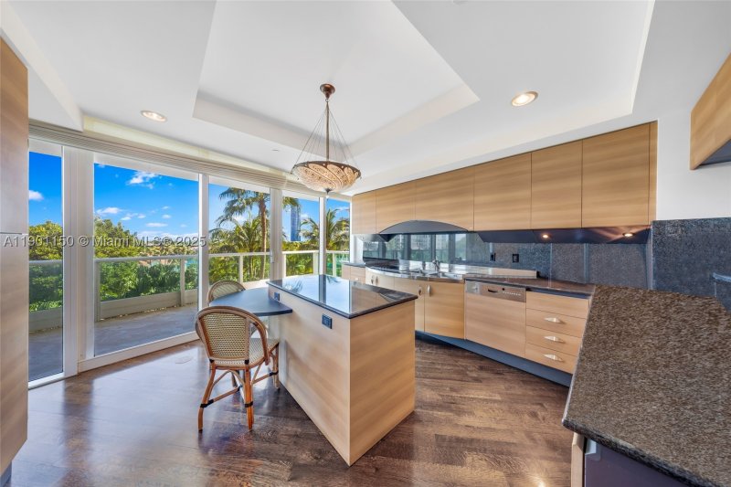 Condo for sale at Porto Vita 705