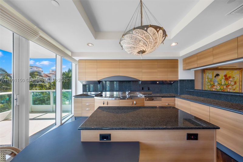 Condo for sale at Porto Vita 705