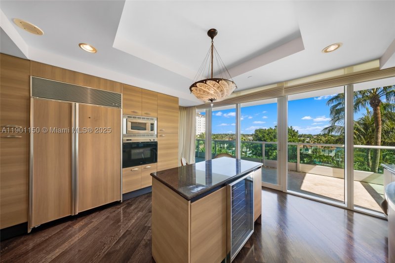 Condo for sale at Porto Vita 705