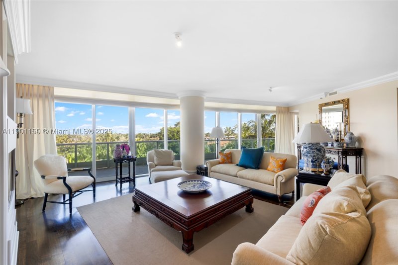 Condo for sale at Porto Vita 705