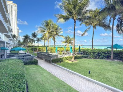 Comprar apartamento no Oceania 5 2055