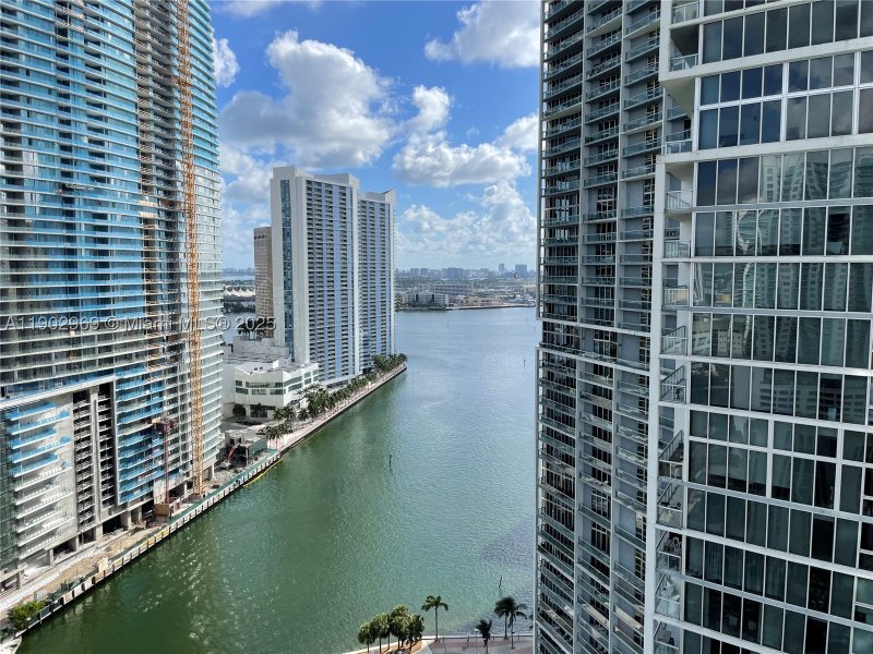 Condo for sale at Icon Brickell Viceroy 2602