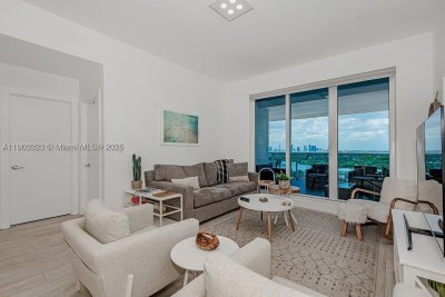 Alquiler de apartamento en Roney Palace PH21