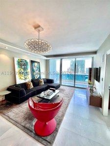 Comprar apartamento no Epic Miami 4310