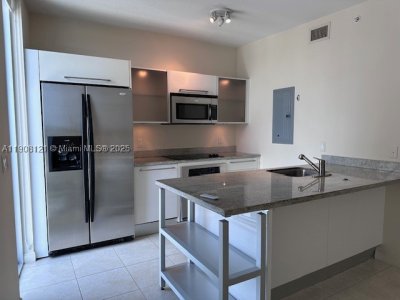 Comprar apartamento no Latitude On The River 2300