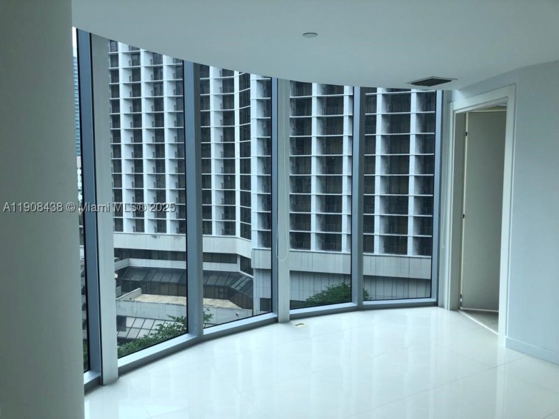 Comprar apartamento no Epic Miami 902
