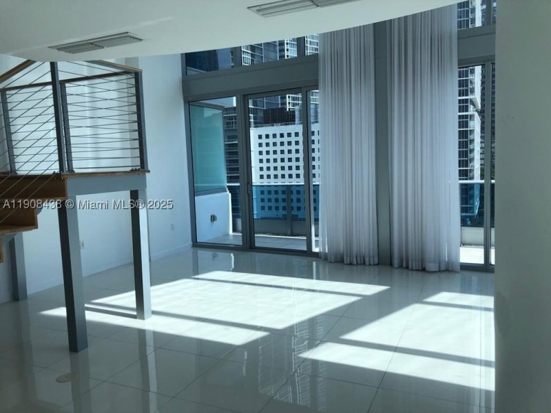 Comprar apartamento no Epic Miami 902