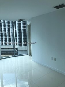 Comprar apartamento no Epic Miami 902