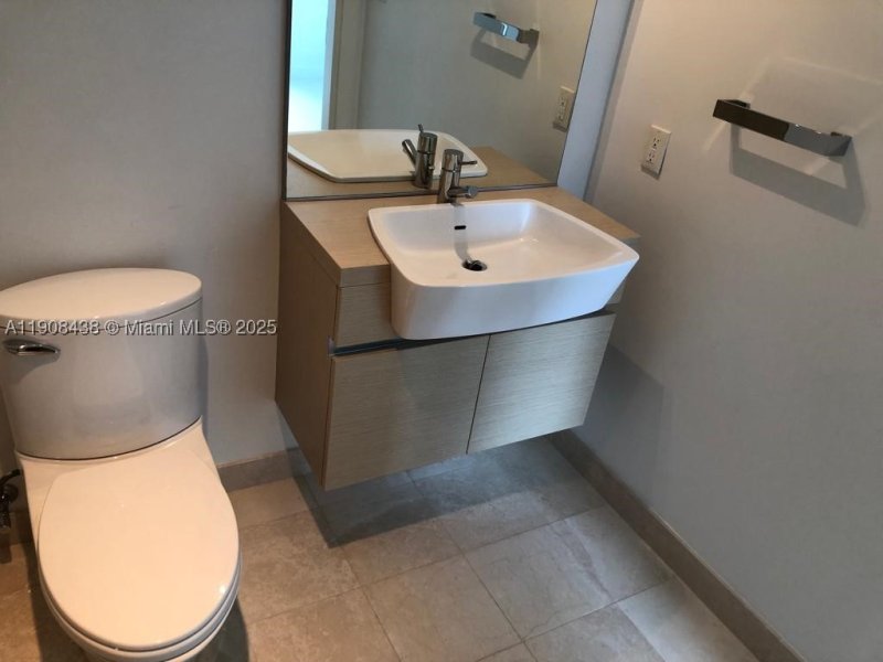 Comprar apartamento no Epic Miami 902