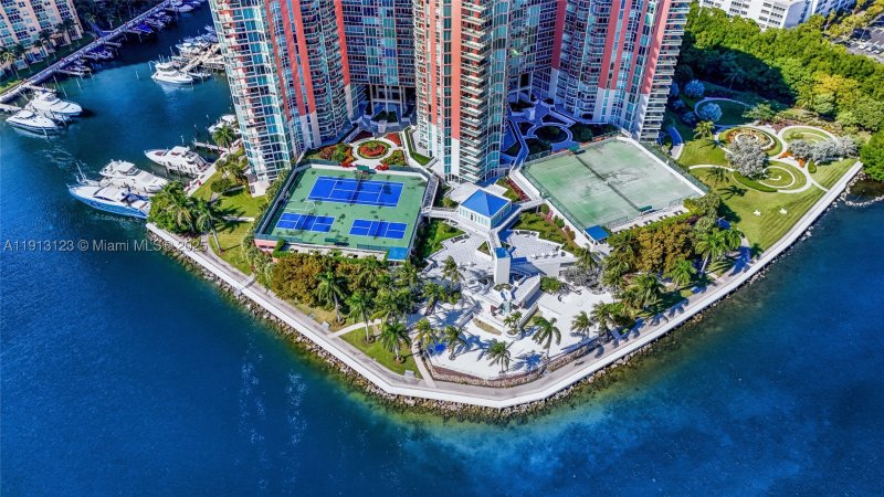 Condo for sale at Hidden Bay 804