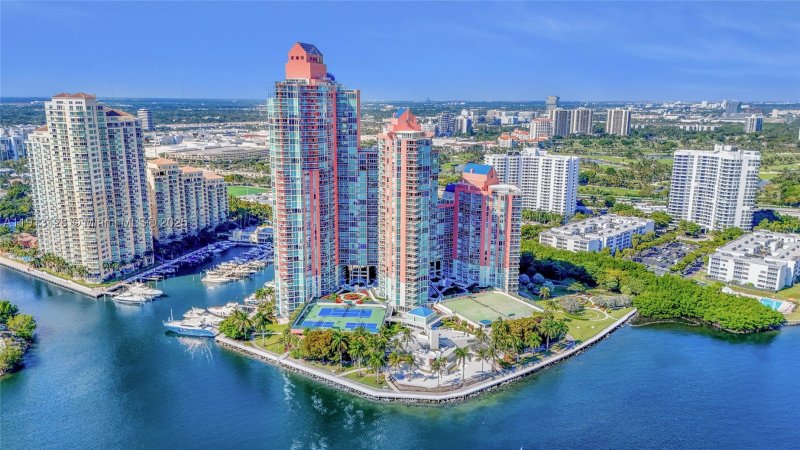 Condo for sale at Hidden Bay 804