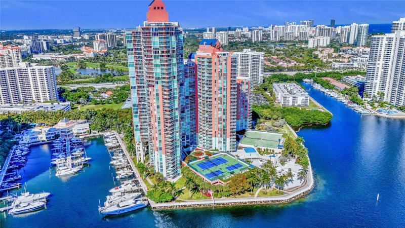 Condo for sale at Hidden Bay 804