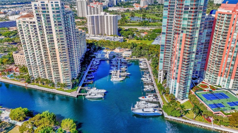 Condo for sale at Hidden Bay 804