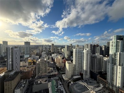 Comprar apartamento no 50 Biscayne 4807