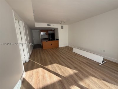 Comprar apartamento no 50 Biscayne 4807