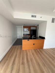 Comprar apartamento no 50 Biscayne 4807