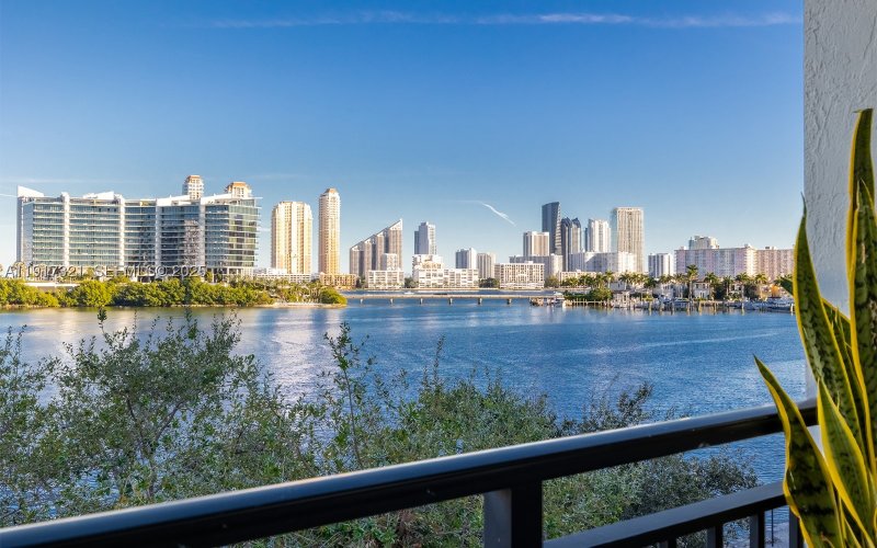 Alquiler de apartamento en Village by the Bay 12406