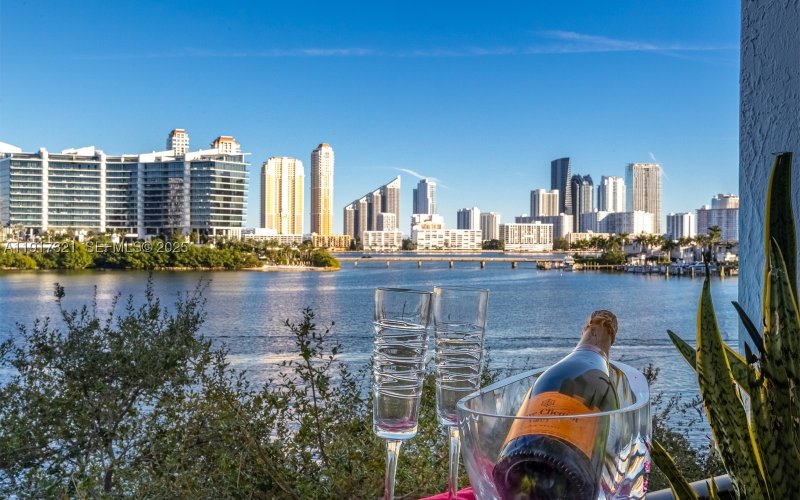 Alquiler de apartamento en Village by the Bay 12406