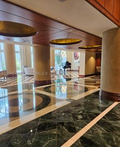 Comprar apartamento no Atlantic Three at The Point 501