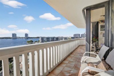 Comprar apartamento en 1000 Williams Island 602