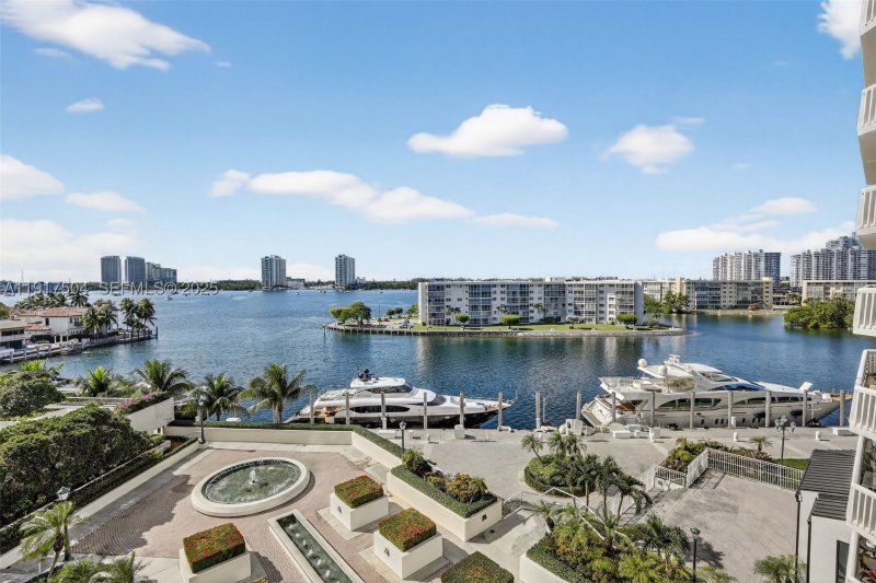 Comprar apartamento en 1000 Williams Island 602