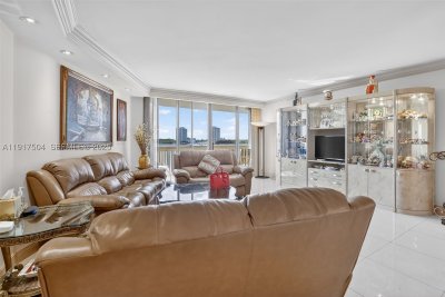 Comprar apartamento en 1000 Williams Island 602