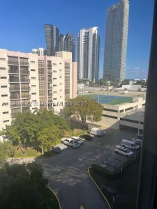 Comprar apartamento en Plaza of the Americas 805