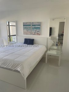 Comprar apartamento en Plaza of the Americas 805