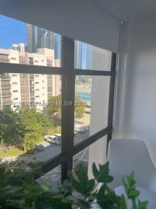 Comprar apartamento en Plaza of the Americas 805