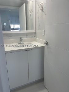 Comprar apartamento en Plaza of the Americas 805